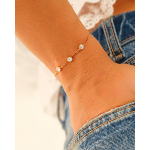 Loved ones armband 3 steentjes goudkleurig