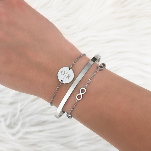 Twee initialen armband