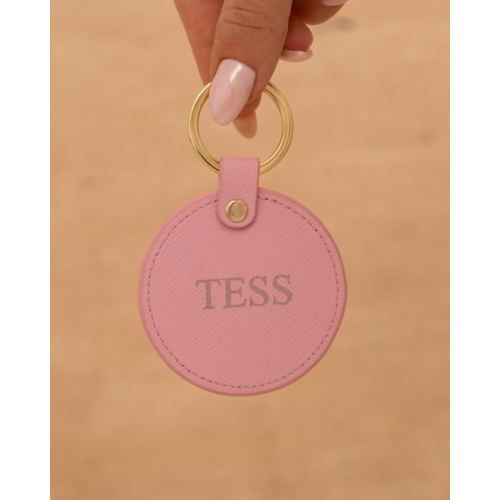 Leren sleutelhanger gepersonaliseerd roze