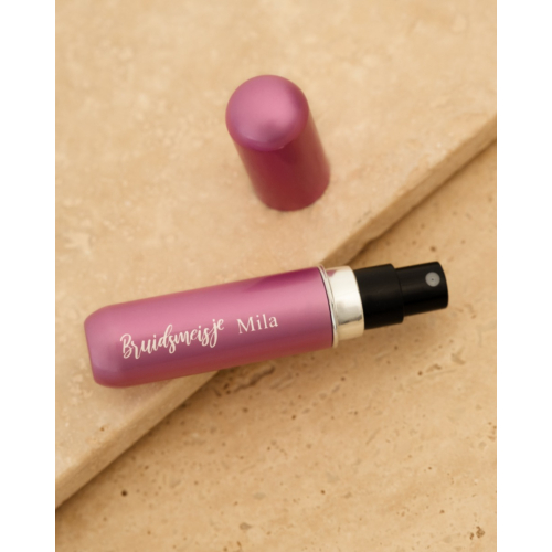 Parfumverstuiver met naam bruidsmeisje roze