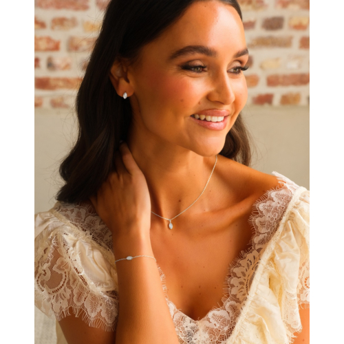 Sieraden set met druppel steentje