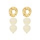 Dubbele hartjes oorbellen wit goudkleurig