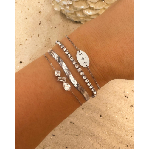Armband 2 initialen ovaal