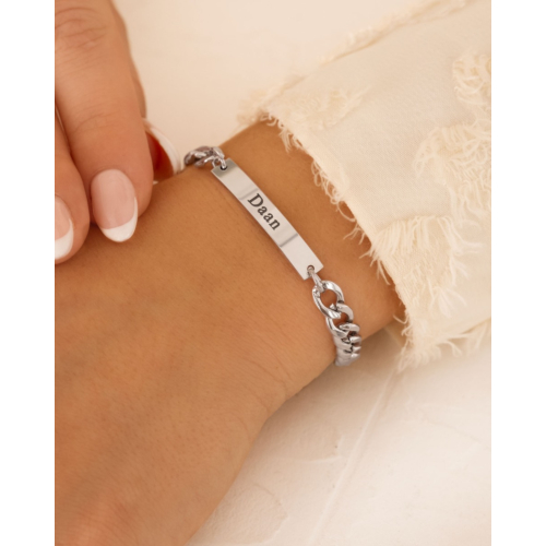 Naam schakelarmband