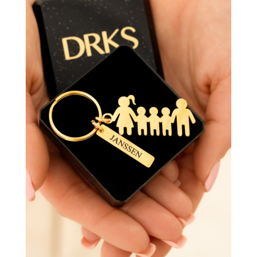 Sleutelhanger man vrouw en drie kinderen goudkleurig