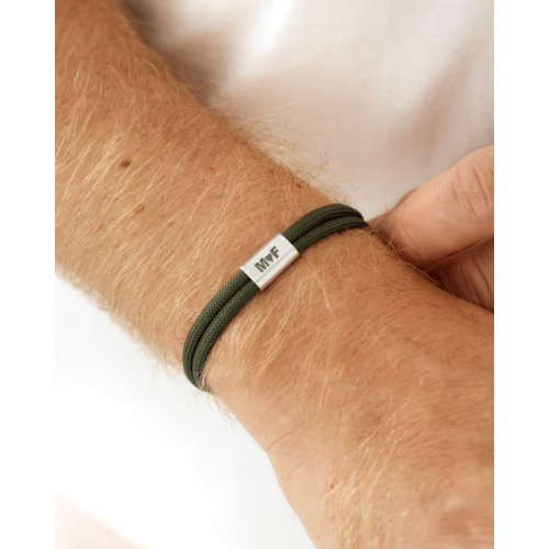 Naam armband heren groen zilverkleurig