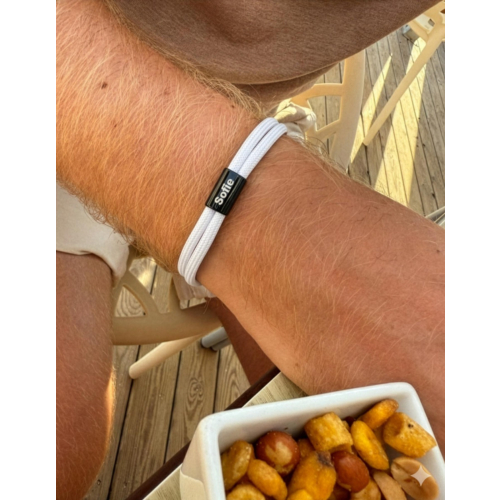 Naam armband heren wit
