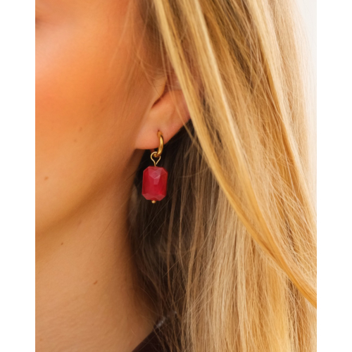 Vintage oorringetjes rood goudkleurig