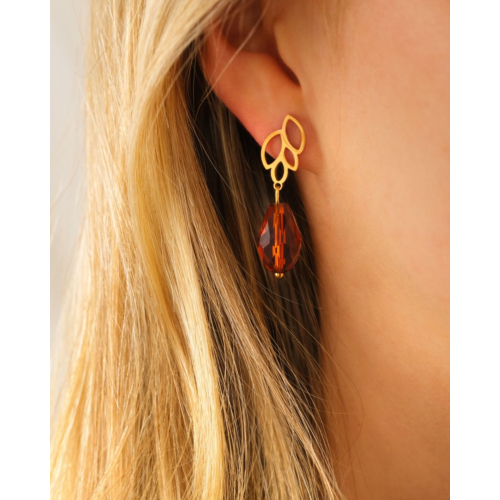 Oorbellen met bruine druppel goudkleurig