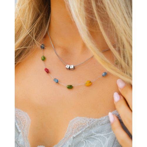 Gekleurde kralen ketting