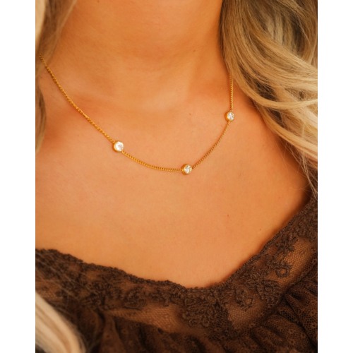 Loved ones ketting 3 steentjes goudkleurig