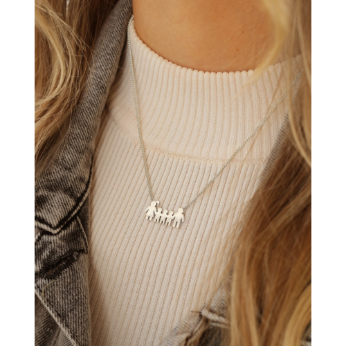 Ketting man vrouw en drie kinderen