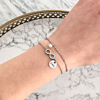 Infinity armband met gravering om de pols