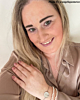 influencer met zilver armbandje