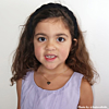 Influencer kid met hartjes ketting