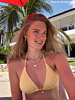 Influencer met necklace party