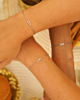 Zilveren mini infinity armbanden
