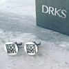 Zilveren cuffs met qr code