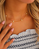 Gouden ketting met 4 steentjes