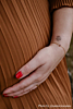 geboortesteen armband om pols