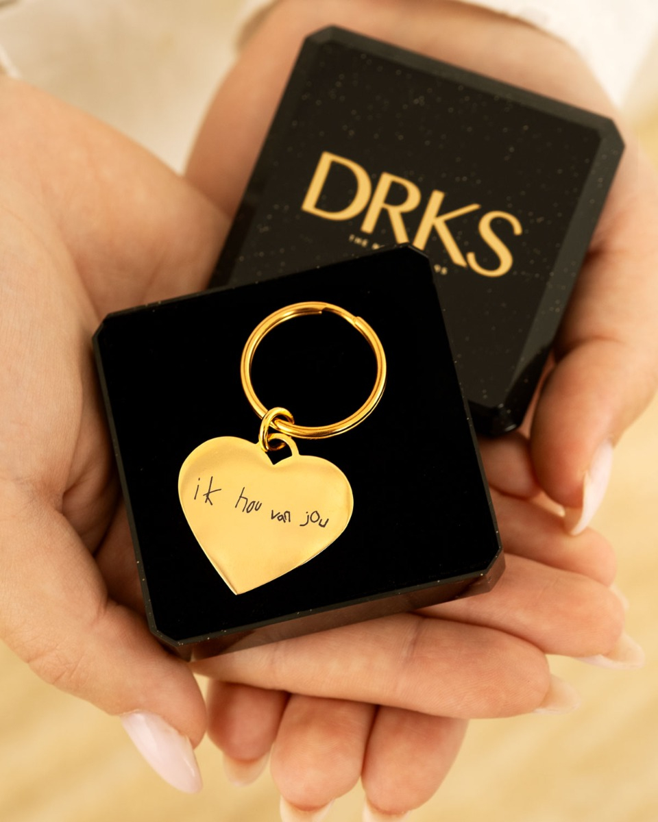 Hartjes sleutelhanger met handschrift in sieradendoosje