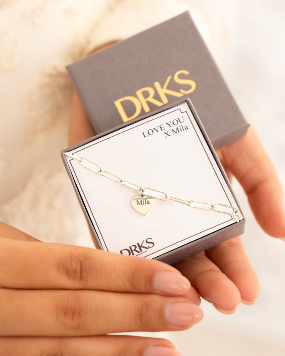 Hartjes armband in drks doosje