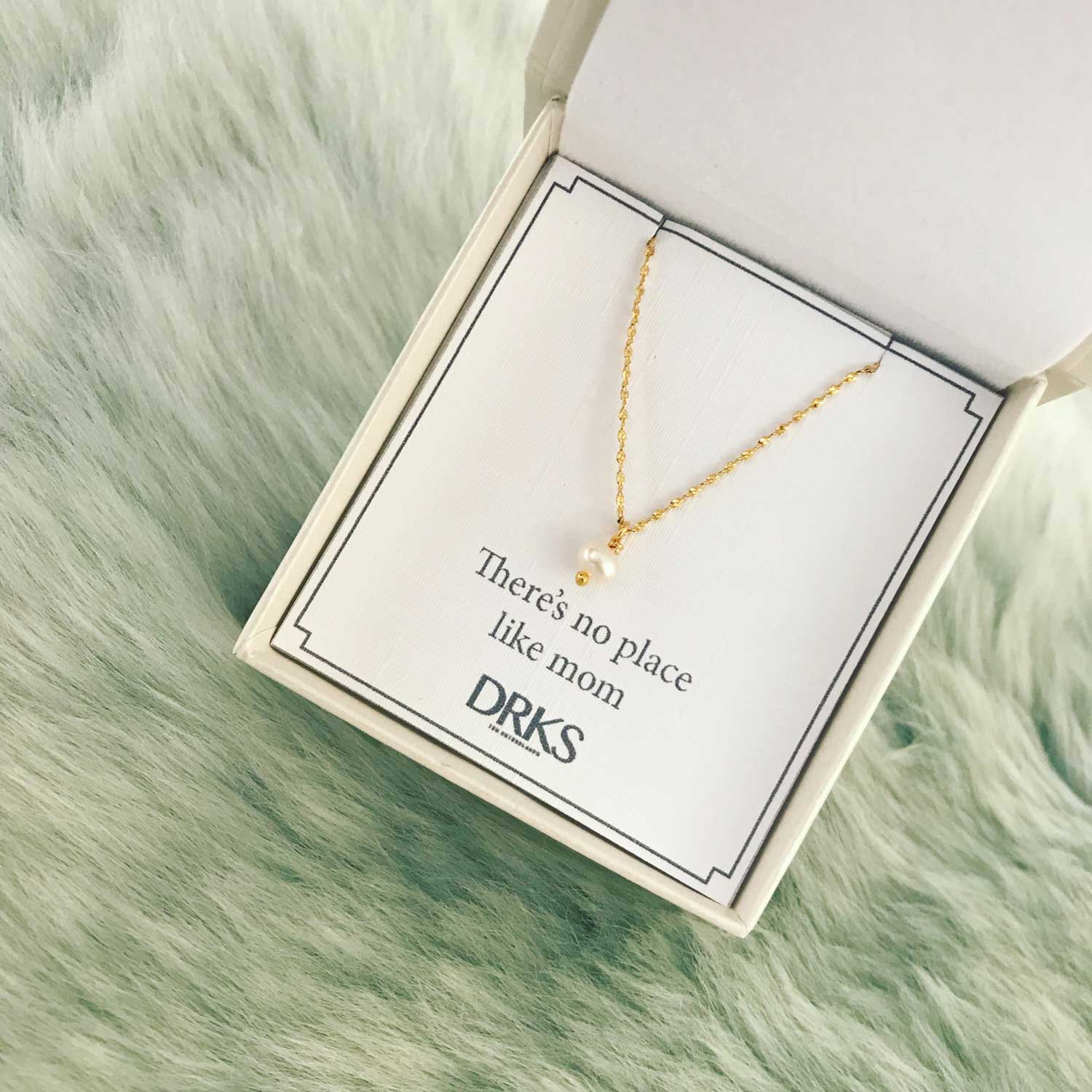 Fijne Oorbellen Met Pareltje Goud