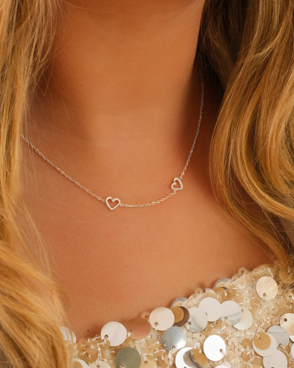 Ketting met 2 hartjes in zilver