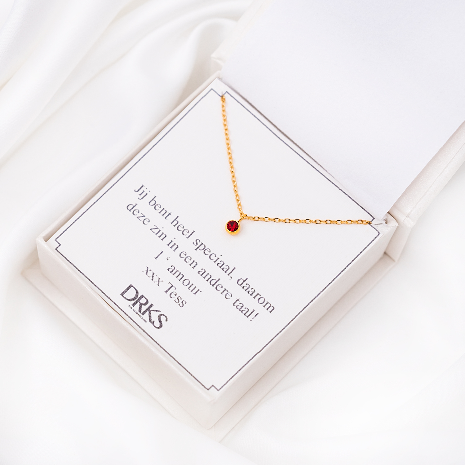 Gouden ketting met geboortesteen