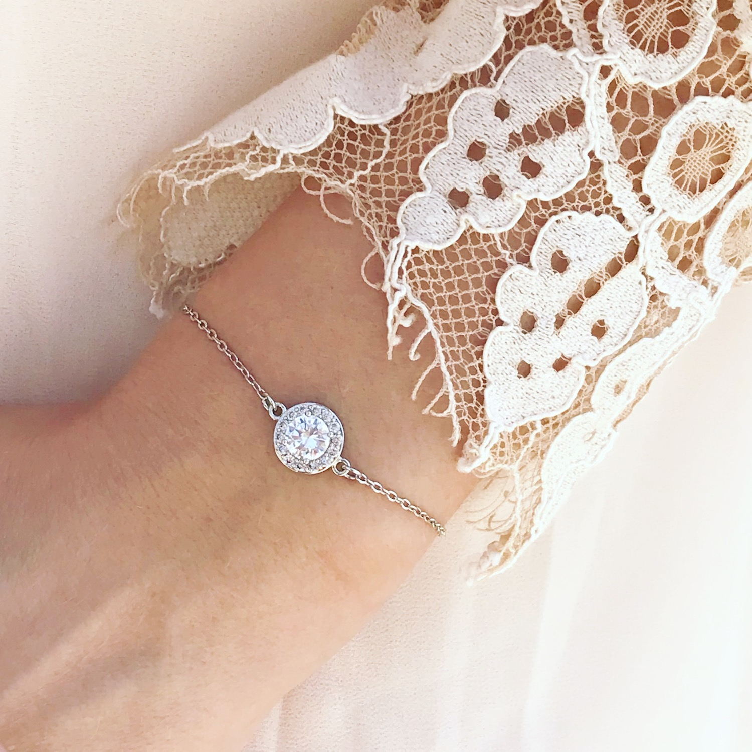 DRKS luxe armband met ronde zirconia