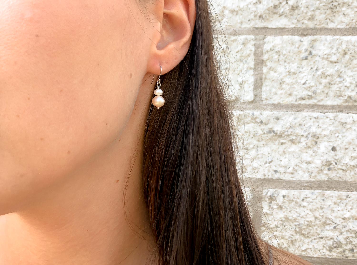 drks pareloorbellen in zilver met peach en ivoor parel