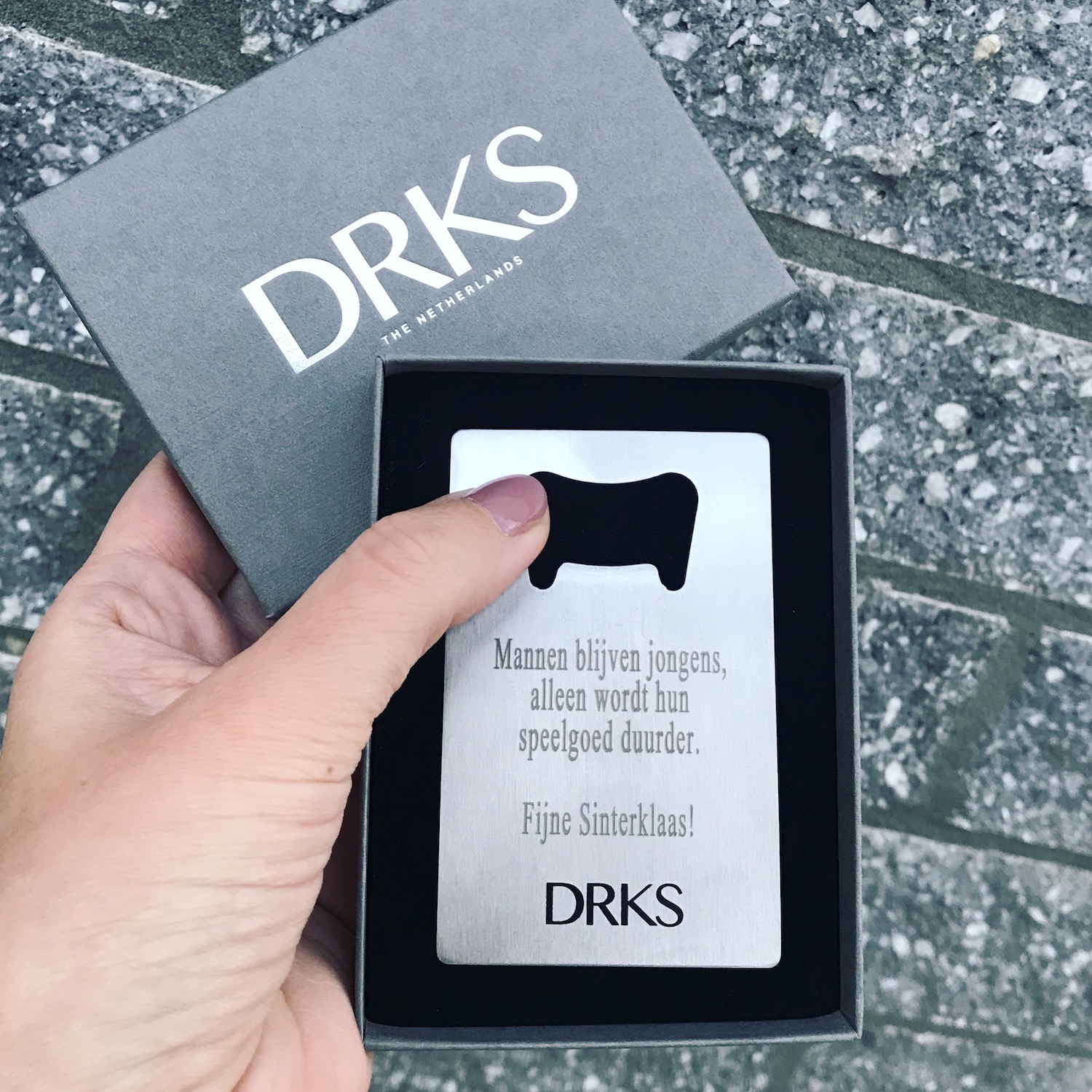 DRKS graveerbare flesopener is het perfecte cadeautje voor Sinterklaas