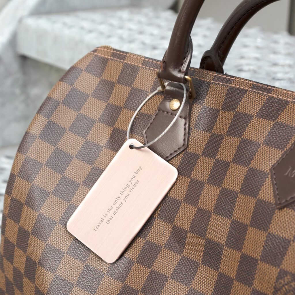 rose kleurige kofferlabel met gravering