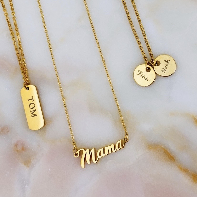 gouden kettingen voor mama gepersonaliseerd