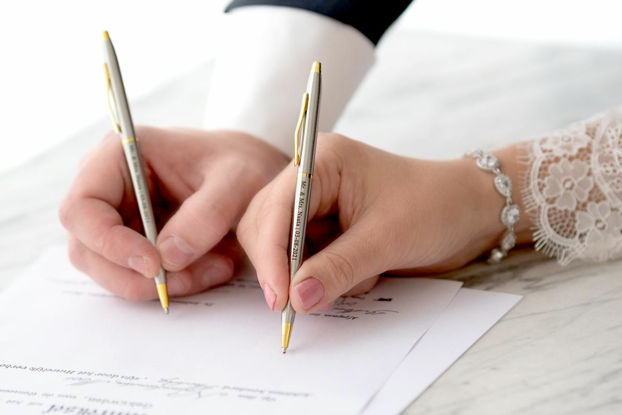 Pennen bruidspaar cadeau met gravering