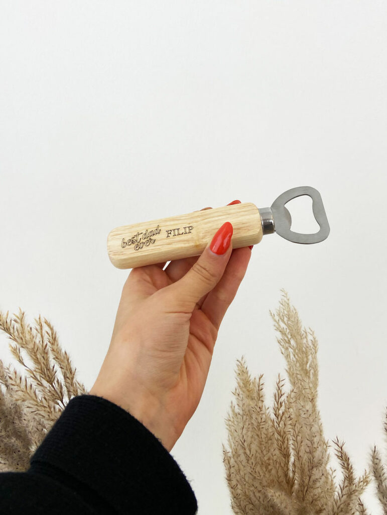 houten flesopener voor papa