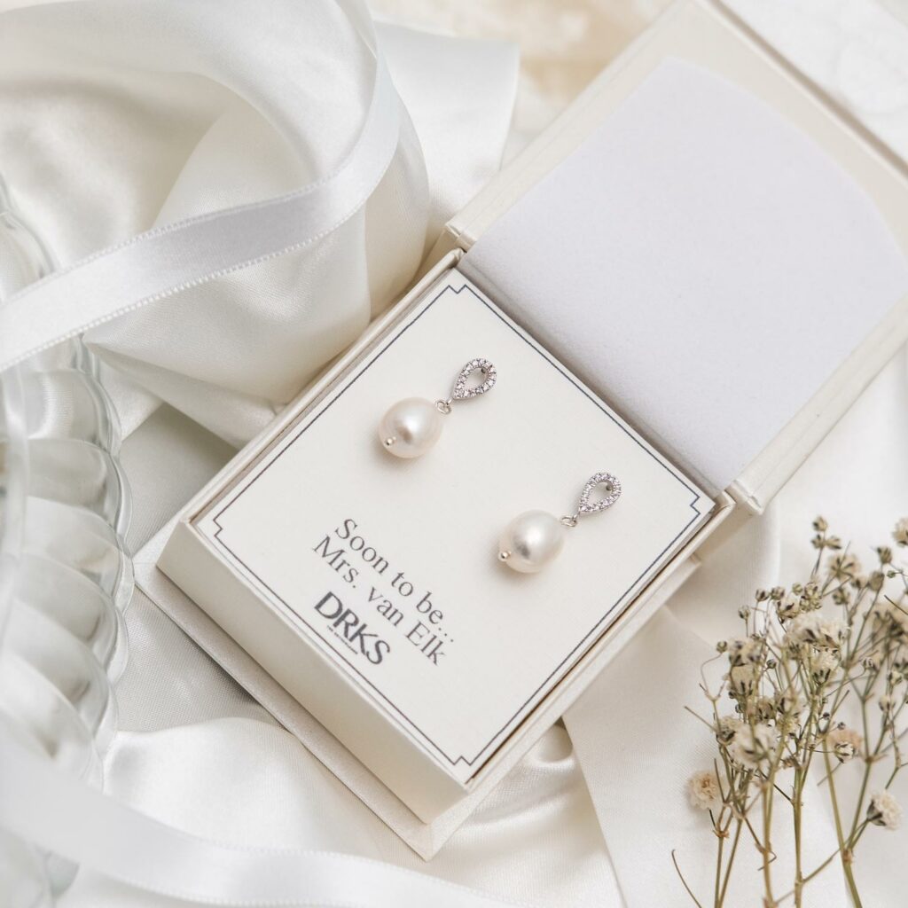 teskt-voor-bruid-in-sieradendoosje