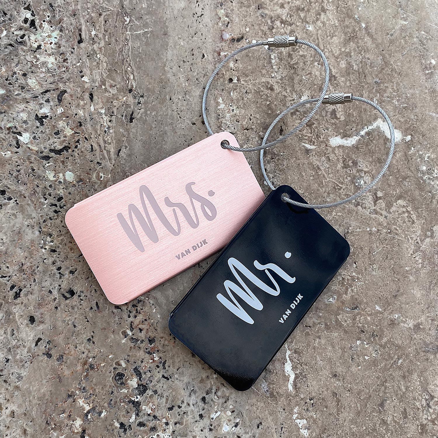 kofferlabels met gravering voor koppel