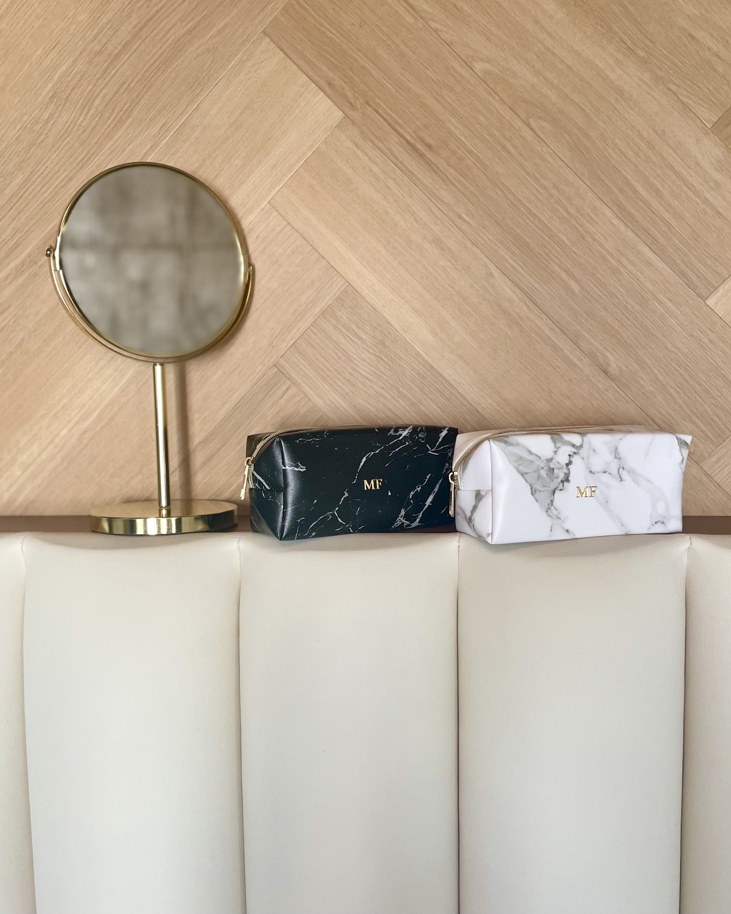 gepersonaliseerde toilettassen voor bruidspaar