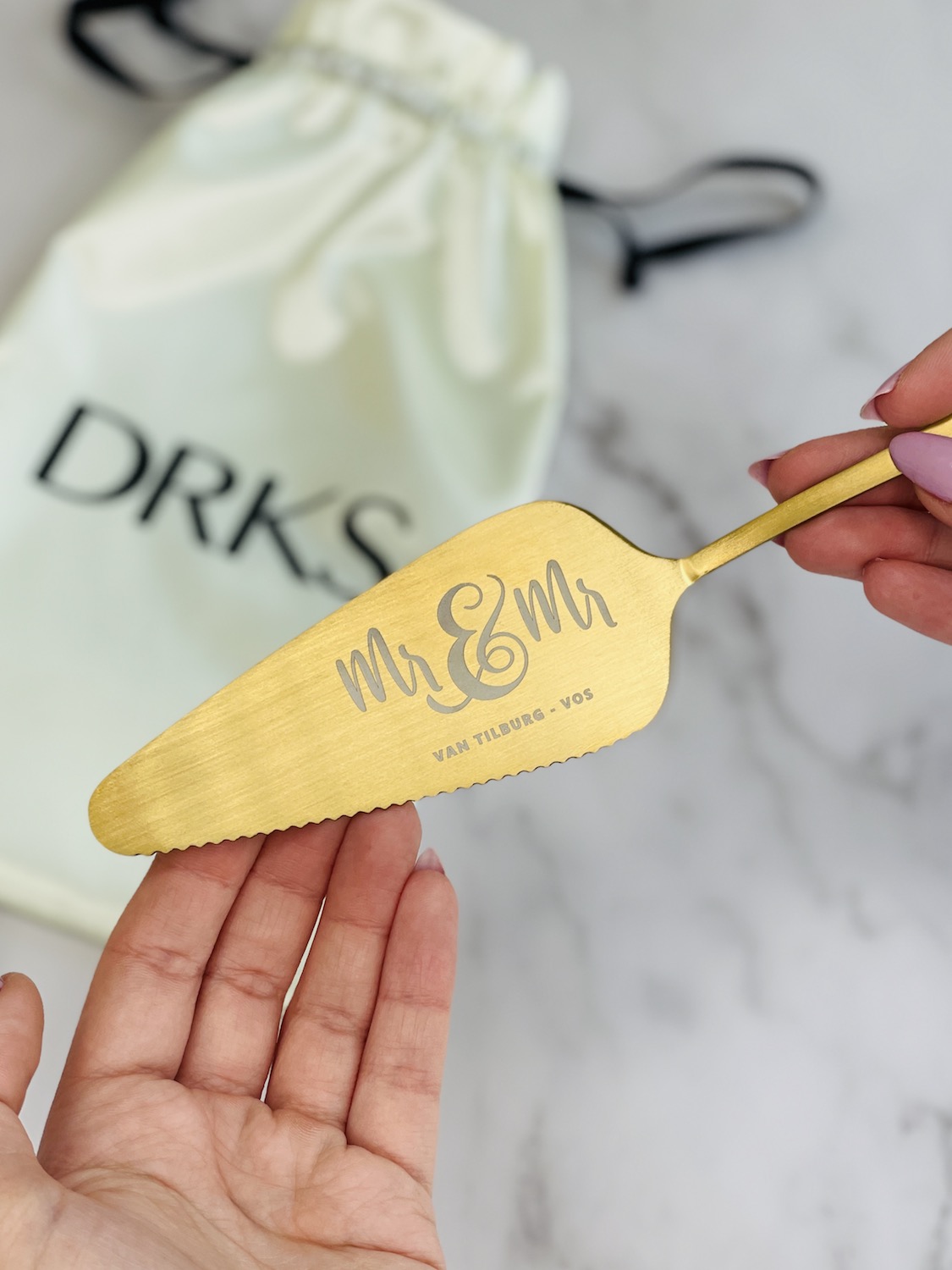 mr. en mr. taartschep voor bruidsbaar