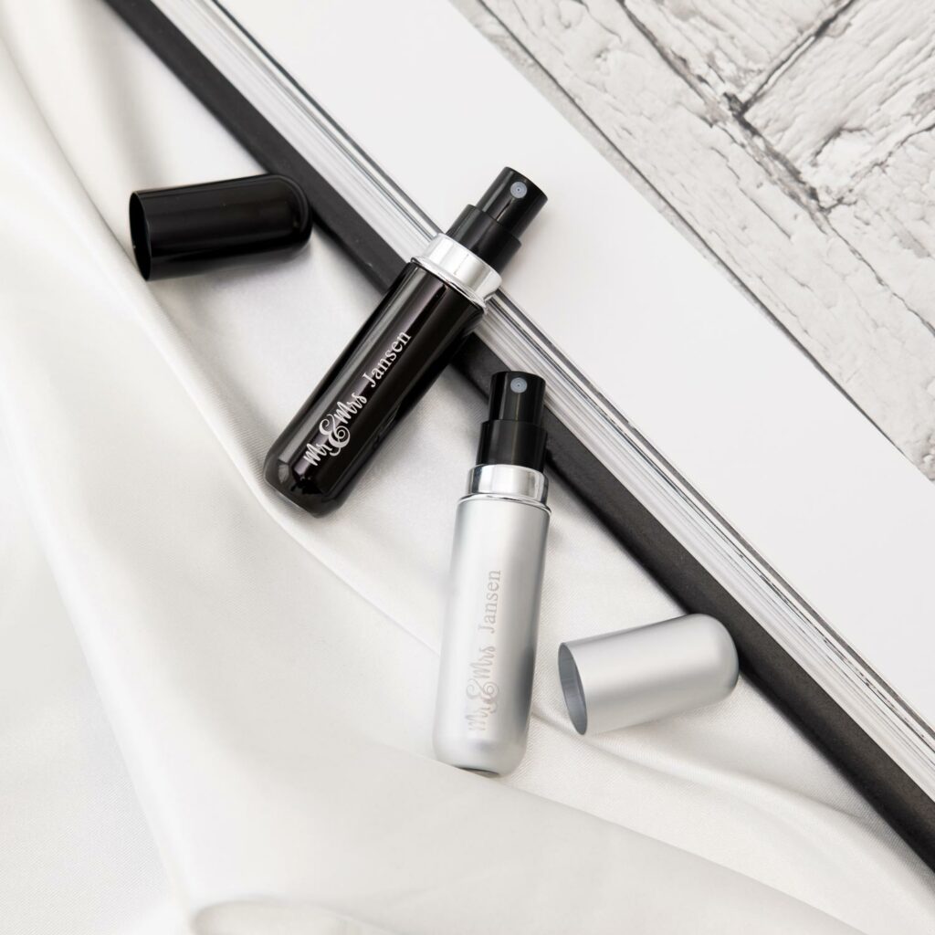 parfumverstuiver set mr en mrs graveerbaar