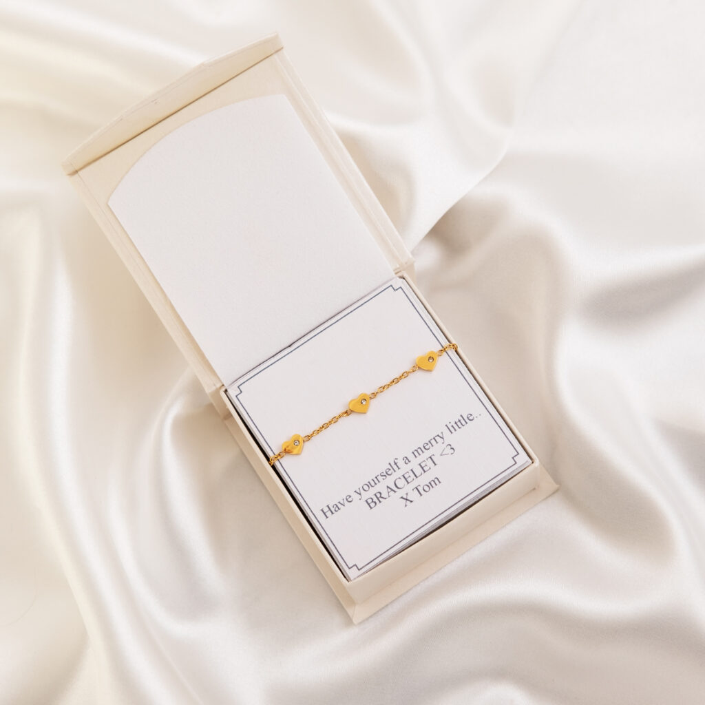 hartjes-armband-steentjes