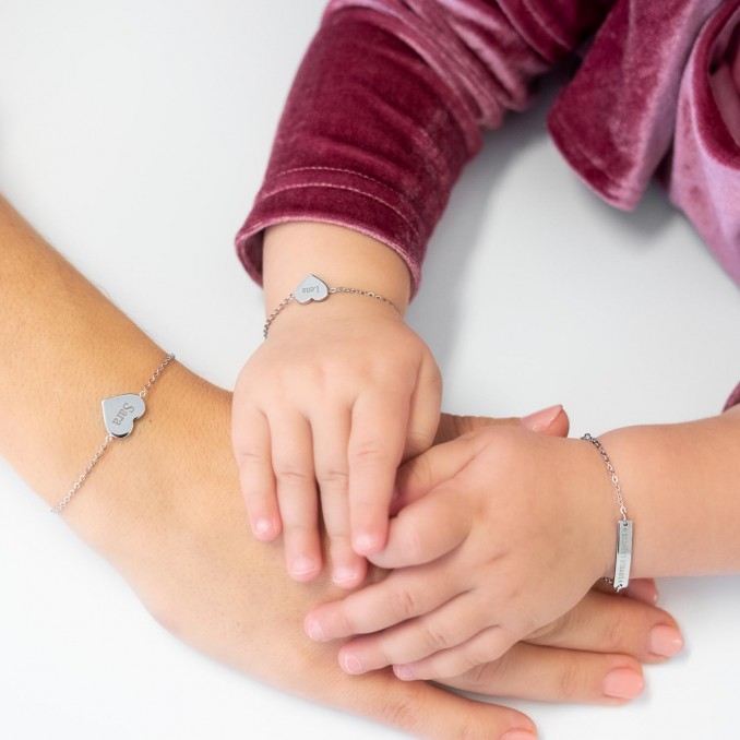 zilveren-armbandjes-voor-de-baby-678x678