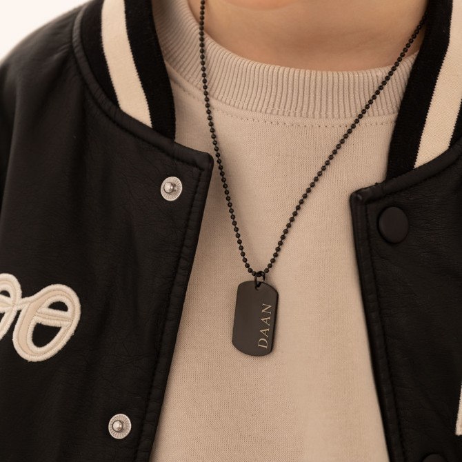 Zwarte graveerbaren dog tag