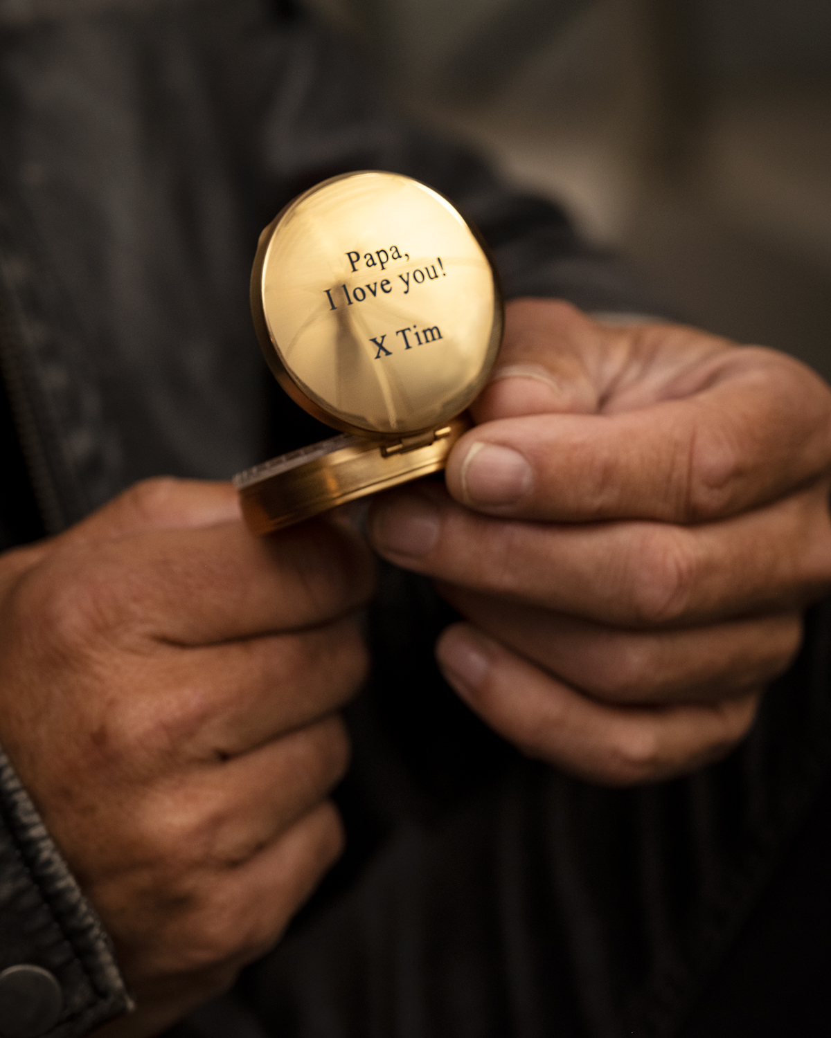 kompas-met-gravering-gouden