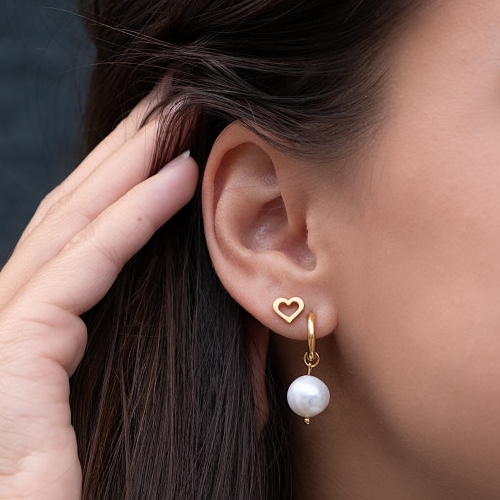 gouden-parel-oorbellen-met-stud-678x678