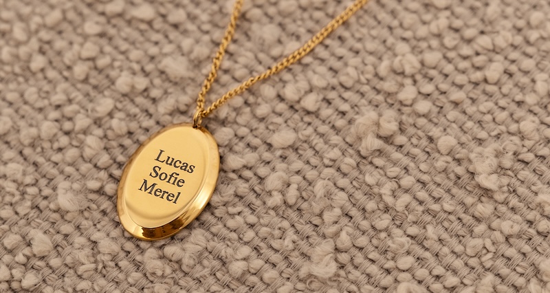 Graveerbare kettingen: wat laat je op jouw ketting graveren? Graveerbare kettingen: wat laat je op jouw ketting graveren?