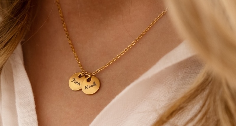 Welke graveerbare ketting is het leukste om cadeau te geven? Welke graveerbare ketting is het leukste om cadeau te geven?